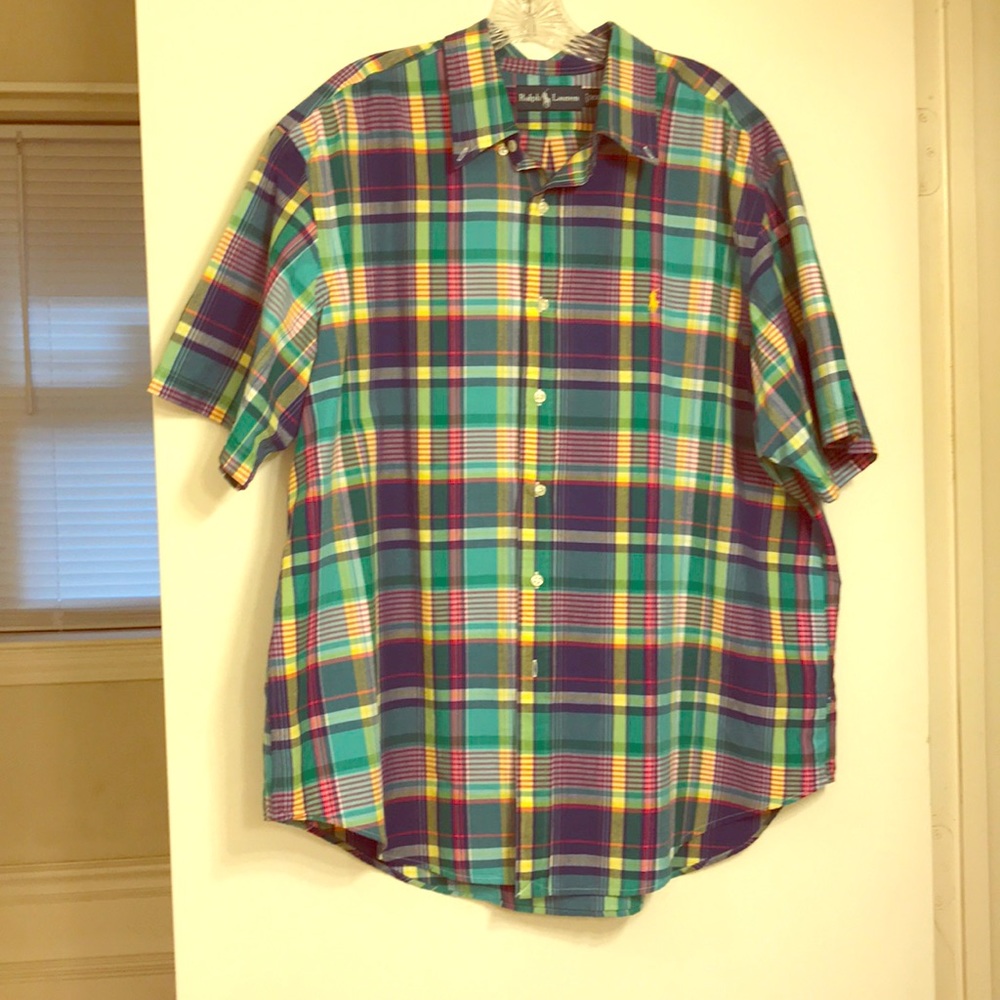 Short sleeve button down Ralph Lauren shirt